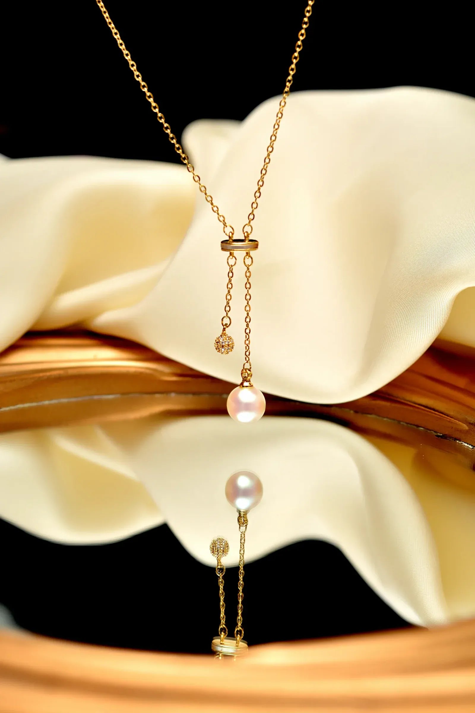 Daily Wear Golden Locket Pendant